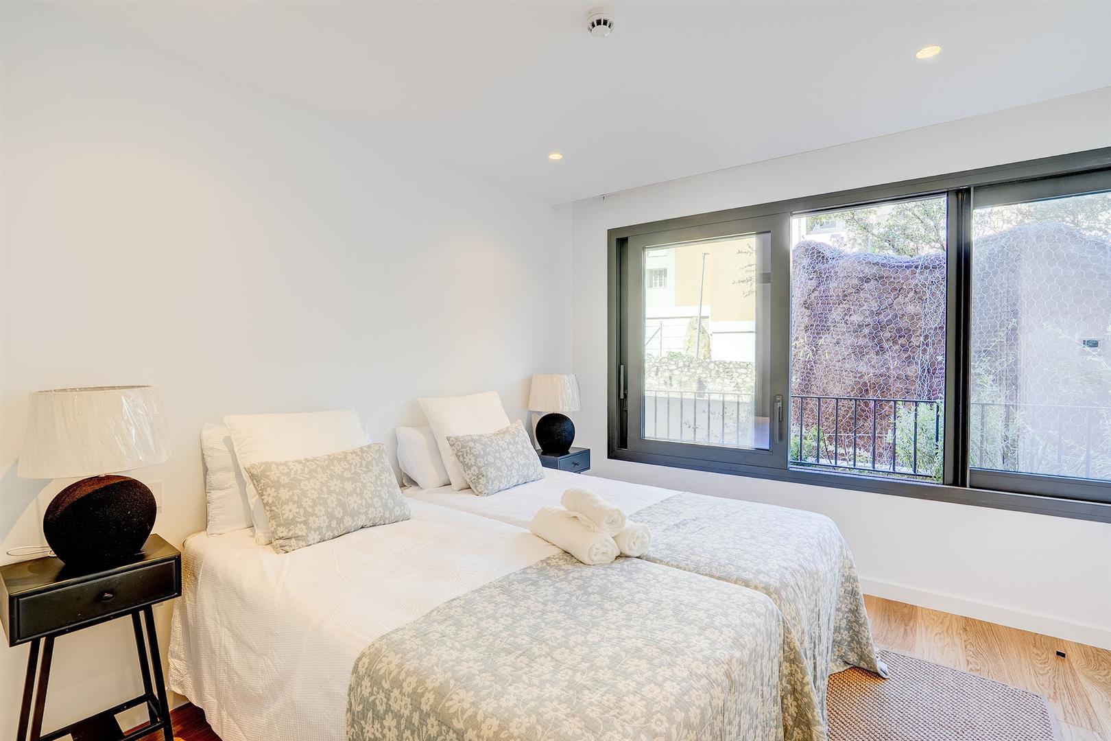 Image of House - 5 Bedrooms - 6 Bathrooms for Sale in North Gorge-Gibraltar, Image 26